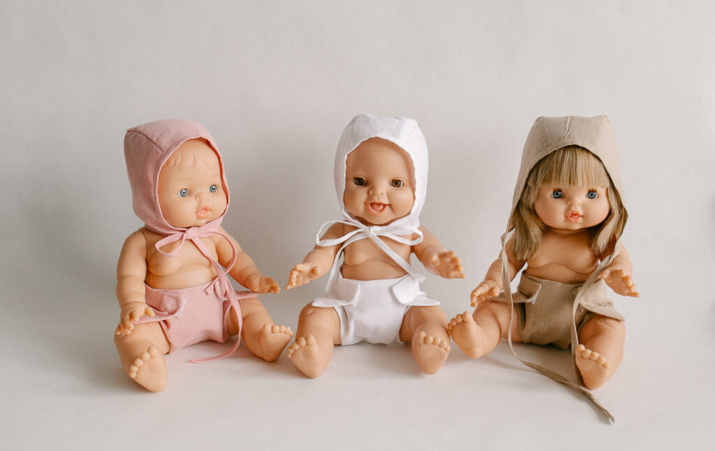 Подгузник и чепчик для кукол paola reina, minikane 34 см