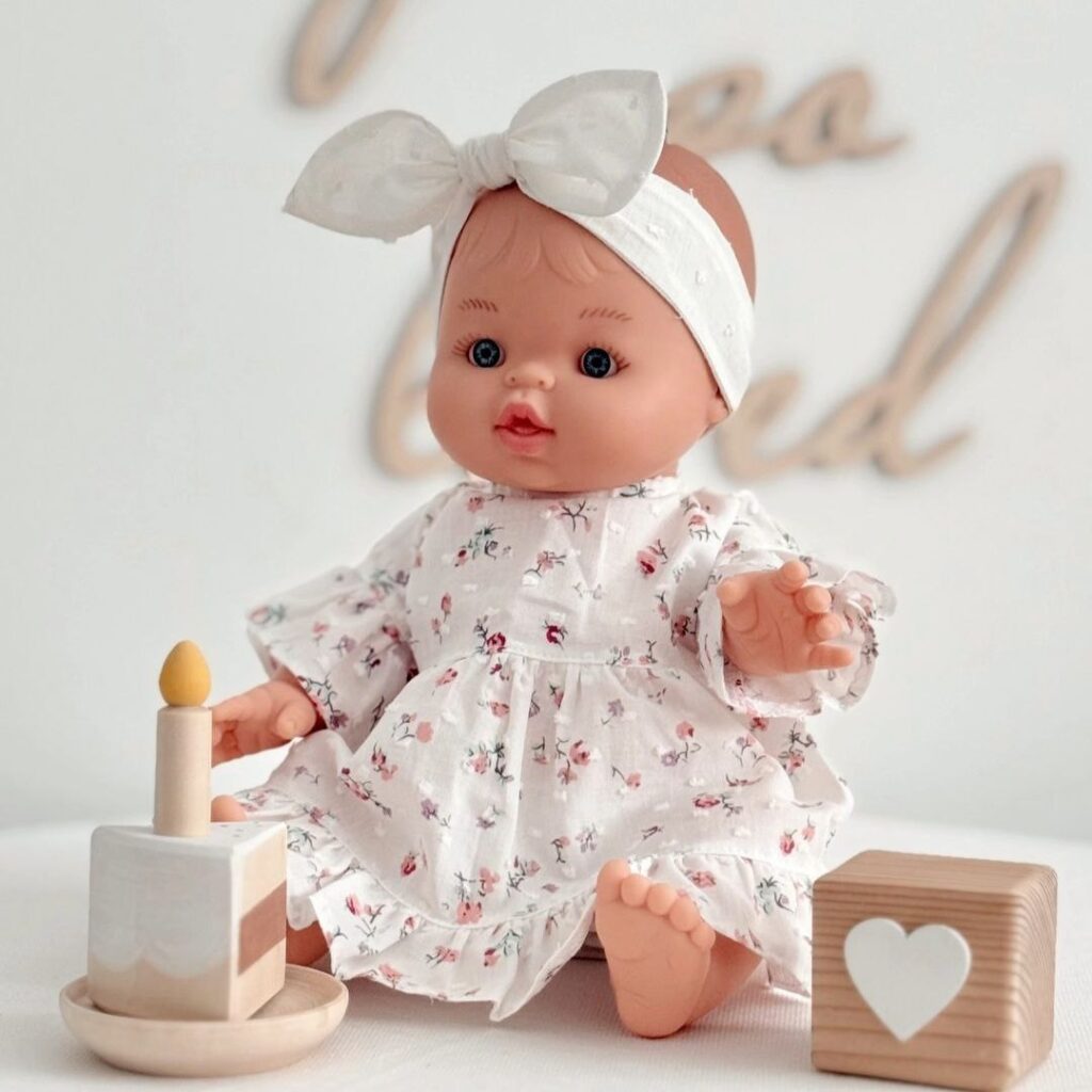 Платье для кукол paola reina, minikane 34 см