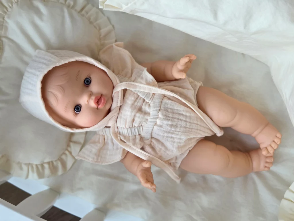 Песочник для пупса paola reina, minikane 34 см