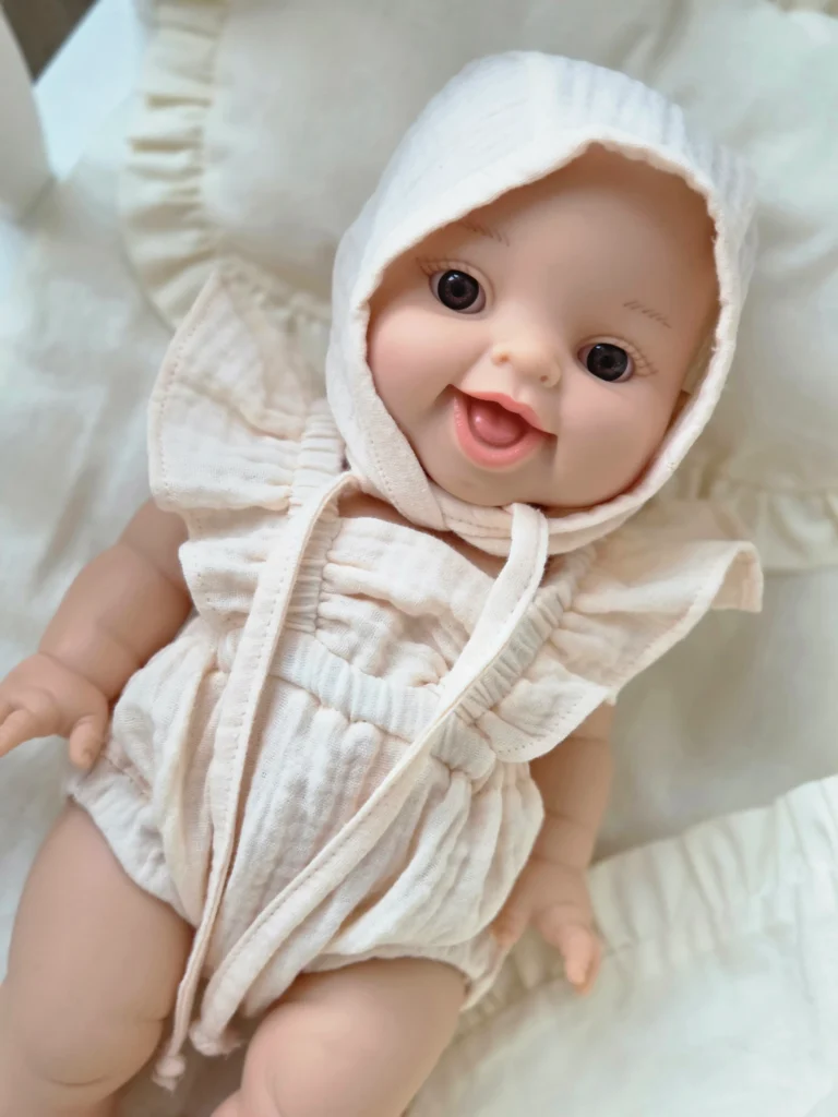 Песочник для пупса paola reina, minikane 34 см