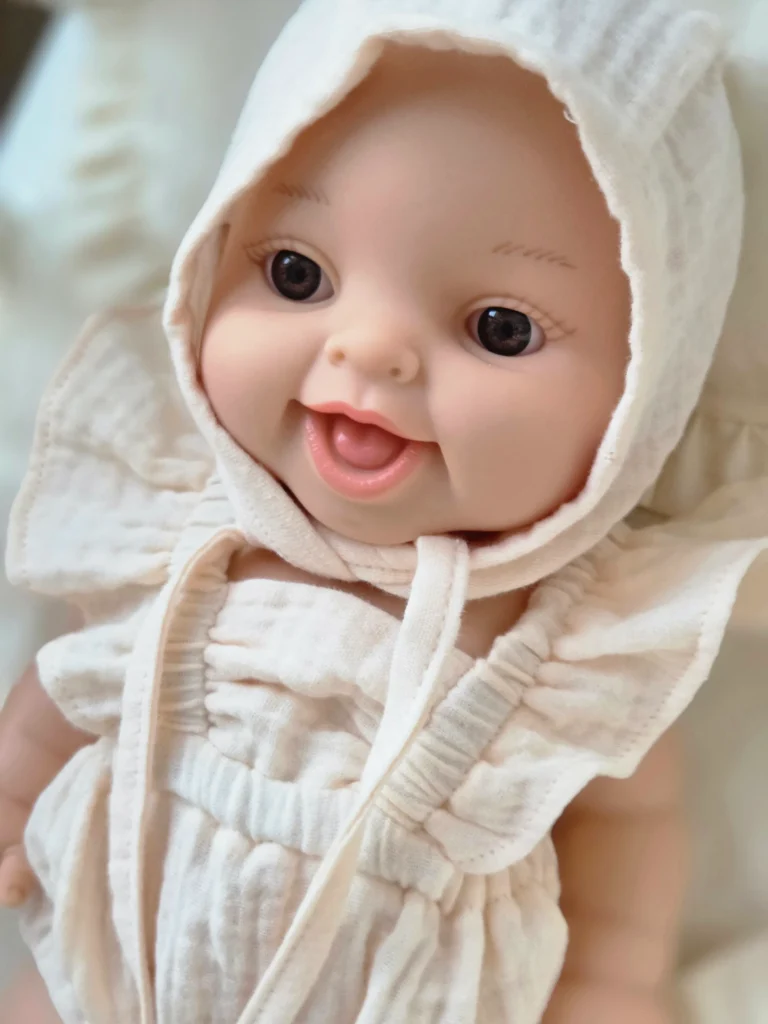 Песочник для пупса paola reina, minikane 34 см