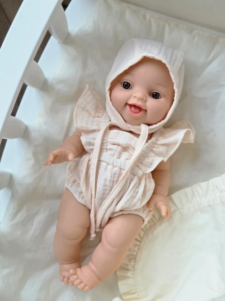 Песочник для пупса paola reina, minikane 34 см